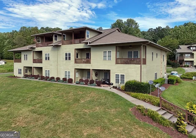 Photo 4 of Condo for sale at 1724 Watercrest Way #7H, Young Harris, GA 30582 | MLS# 10725768 | Listing updated on 2026-08-06