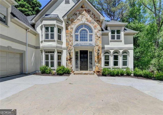 Photo 2 of Single family home for sale at 545 Slane Tr, Roswell, GA 30076 | MLS# 10760733 | Listing updated on 2026-08-21