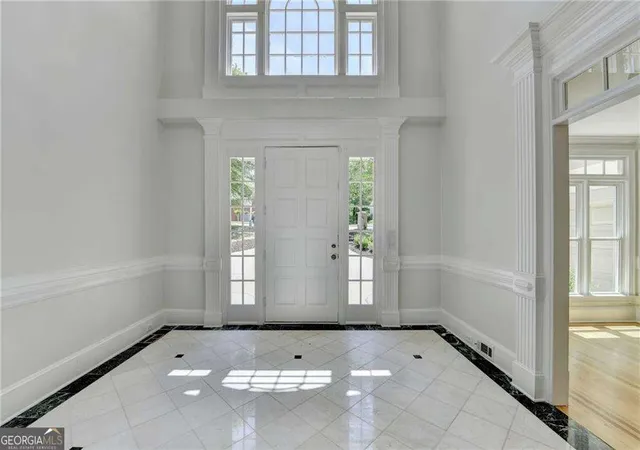 Photo 4 of Single family home for sale at 545 Slane Tr, Roswell, GA 30076 | MLS# 10760733 | Listing updated on 2026-08-21