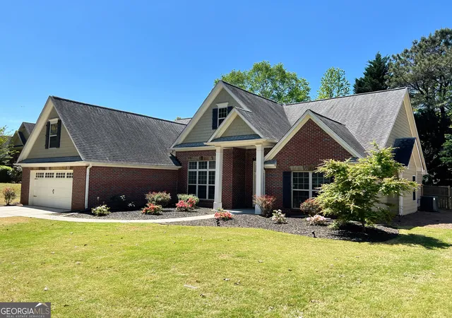Homes for sale in Auburn, GA | 708 York View Dr, Auburn, GA 30011 | MLS# 10729865