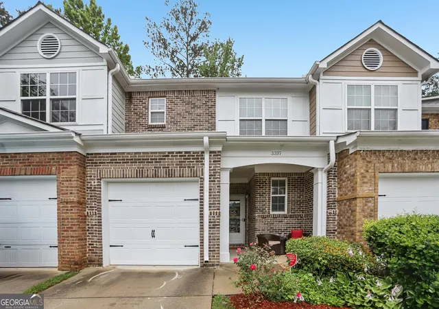 3rd image of 3397 Fernview Dr, Lawrenceville, GA 30044 | MLS# 10783975