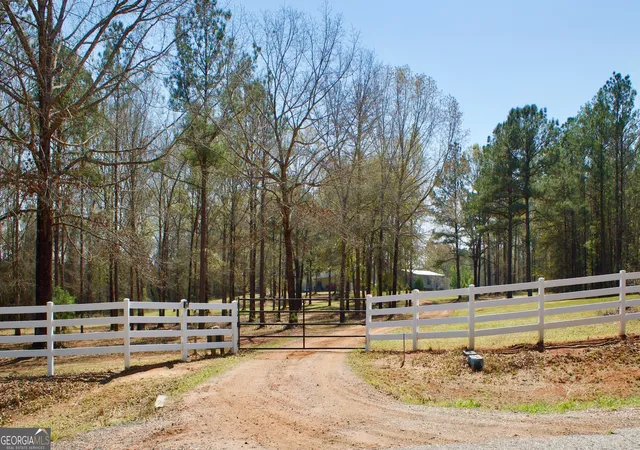 3rd image of 854 Hatcher Rd, Georgetown, GA 39854 | MLS# 10814103