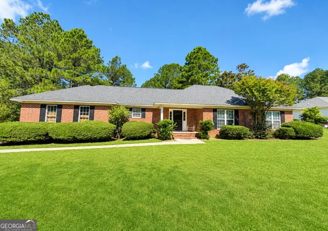 Photo 1 of Single family home for sale at 2005 Parkway Pl Dr, Statesboro, GA 30458 | MLS# 10789708 | Listing updated on 2026-07-17