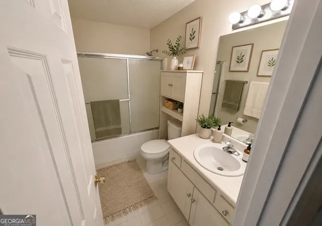 Photo 3 of Single family home for sale at 2005 Parkway Pl Dr, Statesboro, GA 30458 | MLS# 10789708 | Listing updated on 2026-07-17