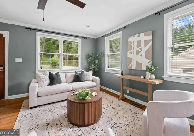 Photo 4 of Single family home for sale at 2573 E Tupelo St Se, Atlanta, GA 30317 | MLS# 10792723 | Listing updated on 2026-08-28