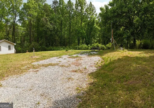 Photo 3 of Sale Pending at 735 Robertson Loop #3B, Clarkesville, GA 30523 | MLS# 10741550 | Listing updated on 2026-05-07