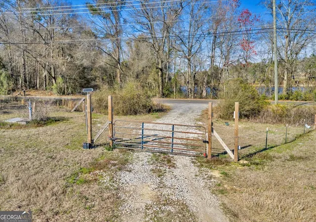 Photo 3 of Land for sale at 7329 Houston Rd, Macon, GA 31216 | MLS# 10704837 | Listing updated on 2026-09-05