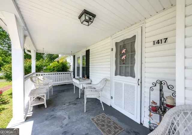 Homes for sale in Lafayette, GA | 1417 Wn Main St, Lafayette, GA 30728 | MLS# 10798929
