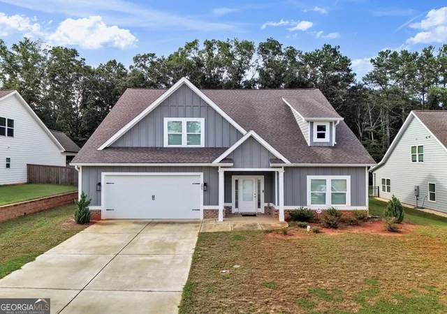 Photo 1 of Single family home for sale at 200 Richmond Dr, Statham, GA 30666 | MLS# 10833464 | Listing updated on 2026-09-08