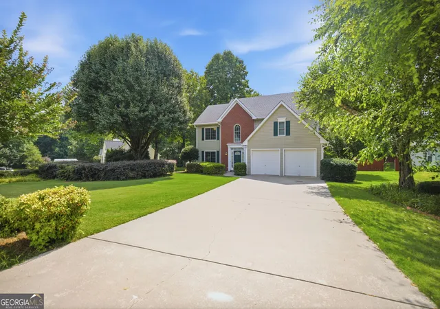 Photo 2 of Single family home for sale at 4110 Starr Crk Rd, Cumming, GA 30028 | MLS# 10786377 | Listing updated on 2026-07-23