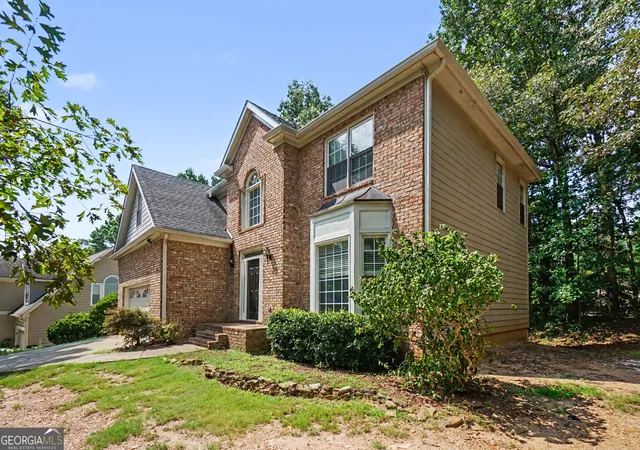 Photo 3 of Single family home for sale at 213 Powers Ct, Woodstock, GA 30189 | MLS# 10821691 | Listing updated on 2026-09-20