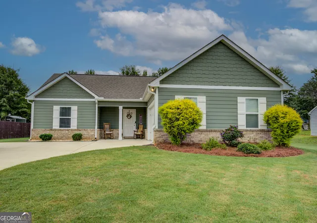 3rd image of 118 Meadowbrooke Dr, Milner, GA 30257 | MLS# 10791388