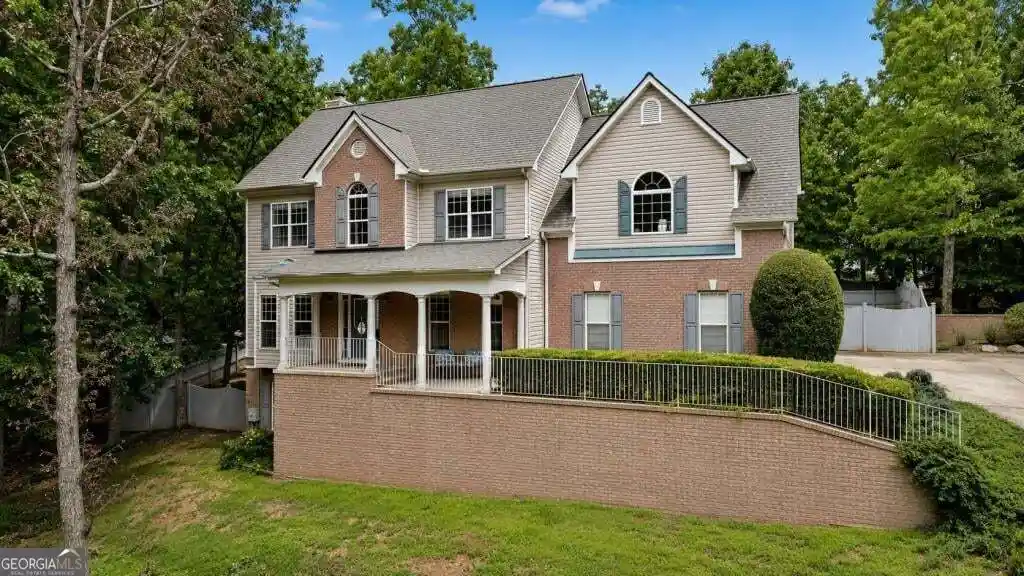 Photo 1 of Single family home for sale at 2930 Heatherstone, Cumming, GA 30041 | MLS# 10857010 | Listing updated on 2026-10-22