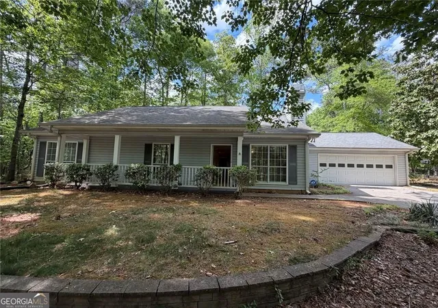 Homes for sale in Villa Rica, GA | 7304 Tara Dr, Villa Rica, GA 30180 | MLS# 10799417