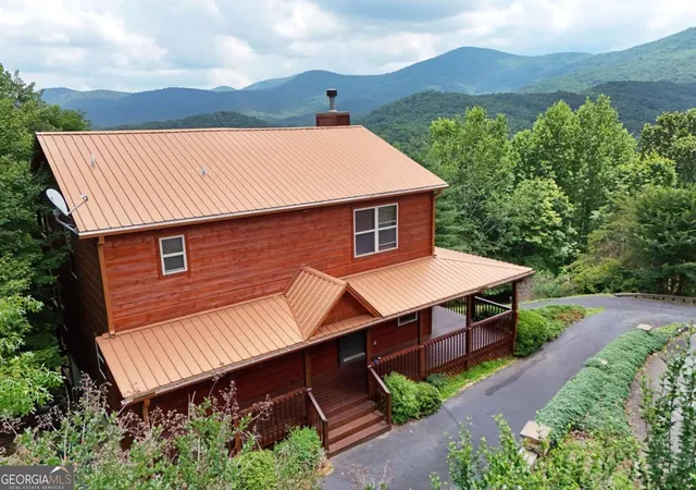 Homes for sale in Blairsville, GA | 224 Crest Rd, Blairsville, GA 30512 | MLS# 10784869