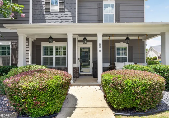 Photo 2 of Single family home for sale at 1596 Habershal Rd NW, Atlanta, GA 30318 | MLS# 10813152 | Listing updated on 2026-09-25