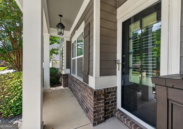 Photo 4 of Single family home for sale at 1596 Habershal Rd NW, Atlanta, GA 30318 | MLS# 10813152 | Listing updated on 2026-09-25