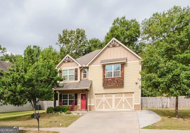 Photo 1 of Single family home for sale at 211 Wild Azalea Dr, Perry, GA 31069 | MLS# 10836438 | Listing updated on 2026-09-14