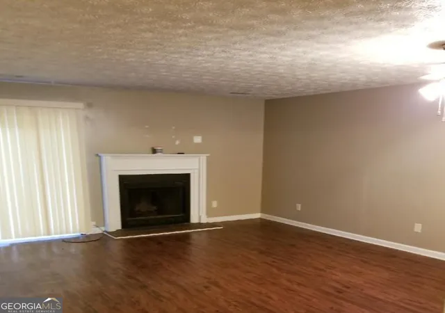 Photo 2 of Townhouse for sale at 1022 Thornwoode Ln, Stone Mountain, GA 30083 | MLS# 10742238 | Listing updated on 2026-09-13