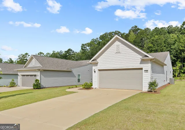 Homes for sale in Greensboro, GA | 1300 Starboard Wy, Greensboro, GA 30642 | MLS# 10776347