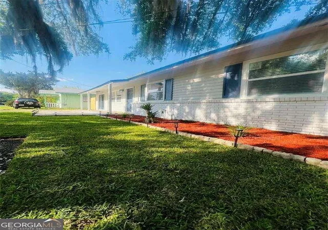 3rd image of 920 Johnston St, Brunswick, GA 31520 | MLS# 10701304