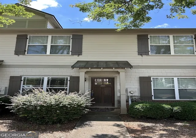 Townhouse for sale at 265 Ctr Park Ln, Athens, GA 30605 | MLS# 10725386