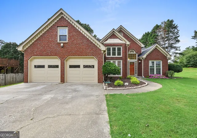 2nd image of 245 Walford Ct, Suwanee, GA 30024 | MLS# 10803142