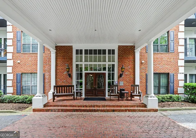 Homes for sale in Atlanta, GA | 2921 Lenox Rd #306, Atlanta, GA 30324 | MLS# 10774232