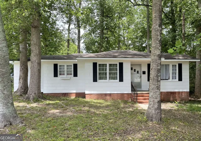 Homes for sale in Swainsboro, GA | 646 N Main St, Swainsboro, GA 30401 | MLS# 10797009