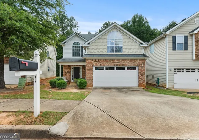 Photo 1 of Sale Pending at 33 Churchill Park Dr, Newnan, GA 30263 | MLS# 10593116 | Listing updated on 2025-11-07