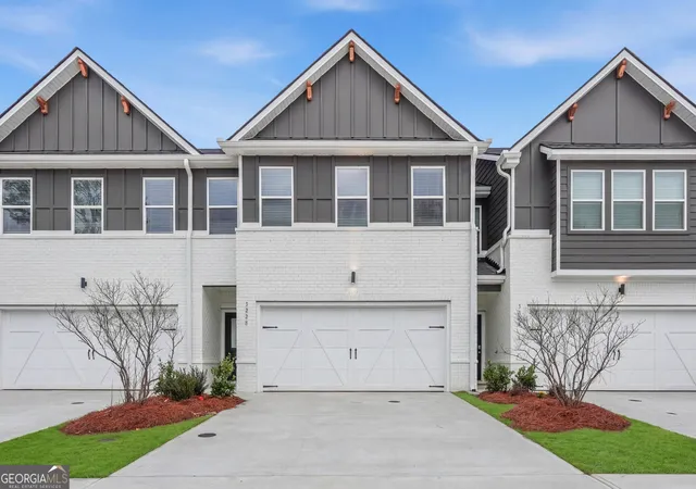 2nd image of 3212 Winding Waters Wy, Powder Springs, GA 30127 | MLS# 10827681