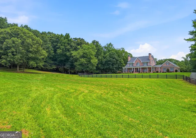 4th image of 135 Amy Ln, Canton, GA 30115 | MLS# 10801738
