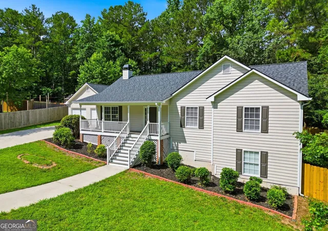 2nd image of 3928 Brianna Dr, Powder Springs, GA 30127 | MLS# 10788386