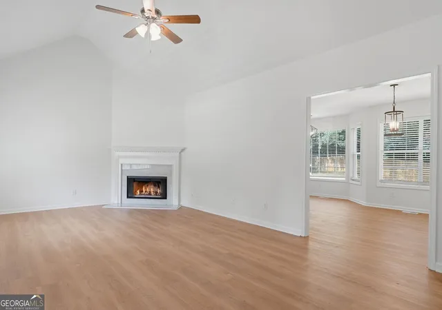 4th image of 3928 Brianna Dr, Powder Springs, GA 30127 | MLS# 10788386