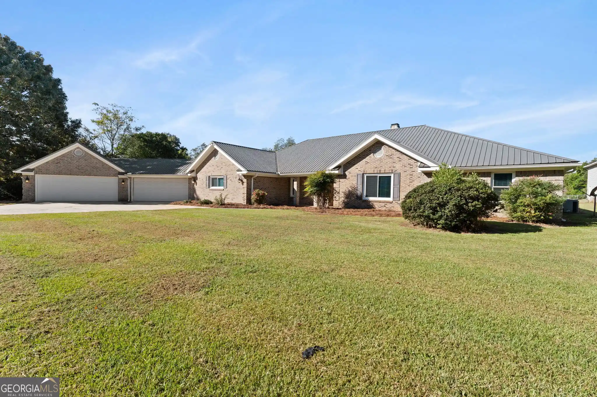 Photo 1 of Single family home for sale at 307 Bonanza Dr, Bonaire, GA 31005 | MLS# 10878679 | Listing updated on 2026-10-24