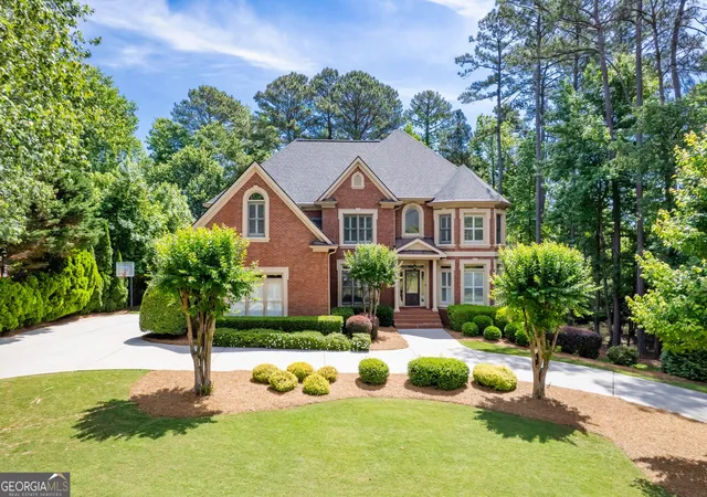 1st image of 5510 Stoneleigh Dr, Suwanee, GA 30024 | MLS# 10775312