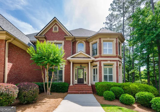 2nd image of 5510 Stoneleigh Dr, Suwanee, GA 30024 | MLS# 10775312