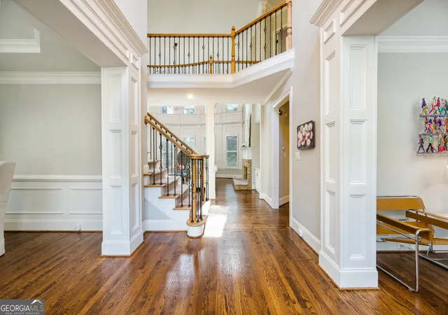 3rd image of 5510 Stoneleigh Dr, Suwanee, GA 30024 | MLS# 10775312