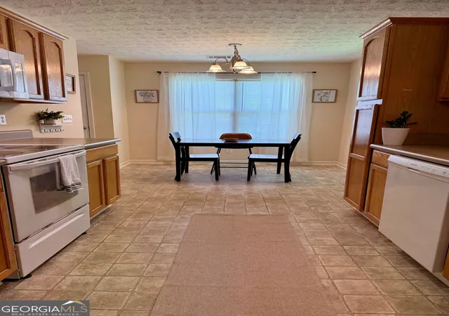 4th image of 95 Mountain Overlook Dr, Cleveland, GA 30528 | MLS# 10735478