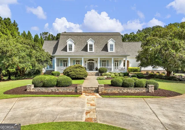Homes for sale in Dawsonville, GA | 454 Summit Overlook Dr, Dawsonville, GA 30534 | MLS# 10771976