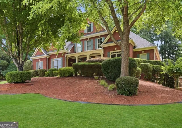 Photo 2 of Single family home for sale at 5325 Mcintosh Dr, Cumming, GA 30040 | MLS# 10829153 | Listing updated on 2026-09-11