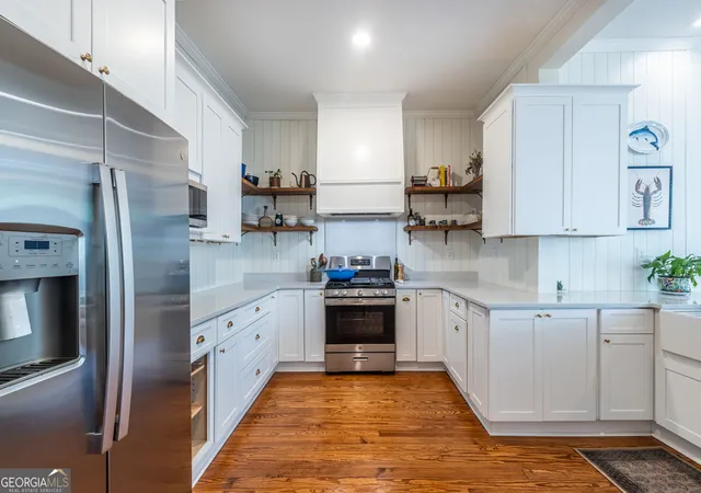 Photo 3 of Single family home for sale at 476 Sterling St Ne, Atlanta, GA 30307 | MLS# 10825052 | Listing updated on 2026-09-02
