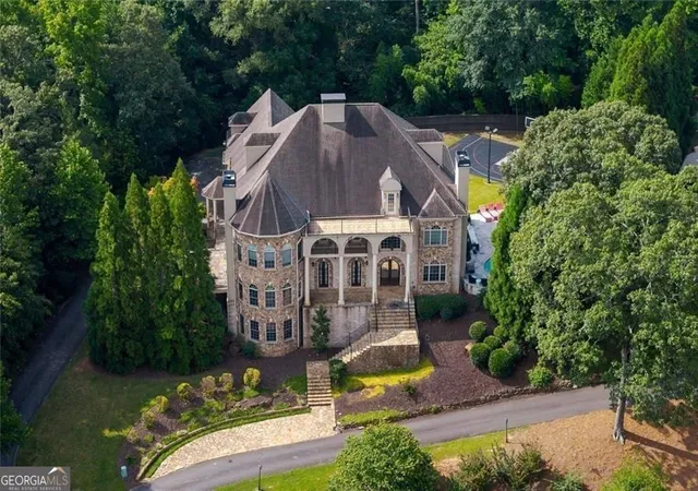 Photo 2 of Mansion for sale at 11140 West Rd, Roswell, GA 30075 | MLS# 10780943 | Listing updated on 2026-09-01