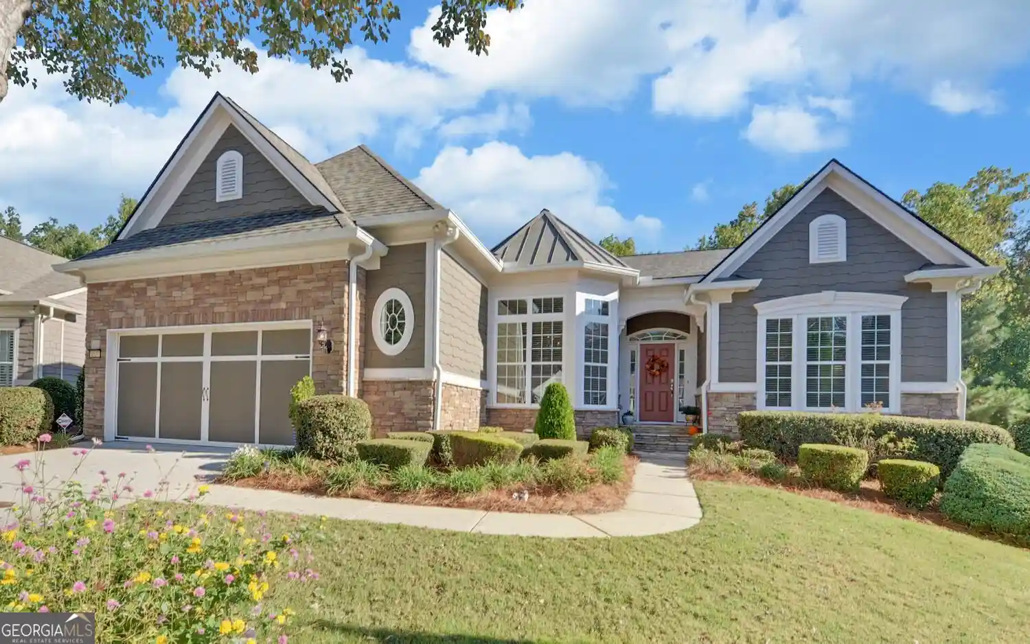 Photo 1 of Sale Pending at 6537 Autumn Crst Ln, Hoschton, GA 30548 | MLS# 10874842 | Listing updated on 2026-10-24
