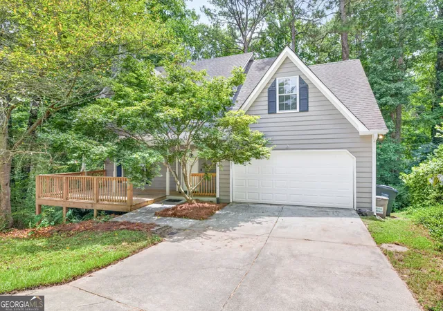 1st image of 4791 Cedar Dr, Loganville, GA 30052 | MLS# 10813105
