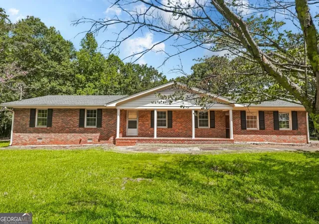 Photo 2 of Single family home for sale at 9036 Hwy 72 W, Hull, GA 30646 | MLS# 10830166 | Listing updated on 2026-09-03