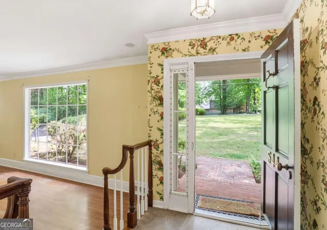 Photo 3 of Single family home for sale at 544 Bouldercrest Dr Sw, Marietta, GA 30064 | MLS# 10809417 | Listing updated on 2026-09-18