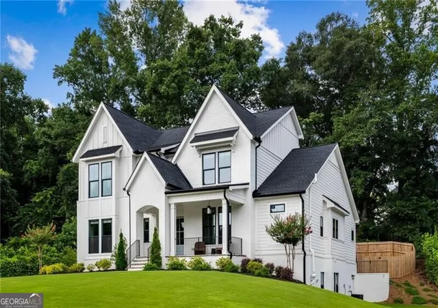 Photo 2 of Mansion for sale at 3896 Town Farms Dr, Atlanta, GA 30360 | MLS# 10811985 | Listing updated on 2026-08-26