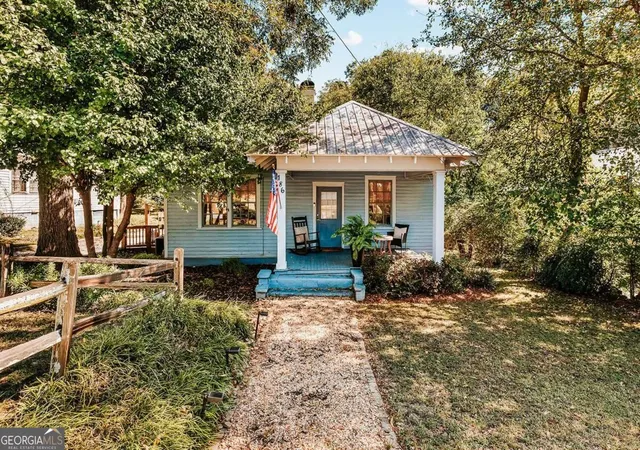 Photo 1 of Single family home for sale at 186 1st Street, Athens, GA 30601 | MLS# 10874295 | Listing updated on 2026-10-30