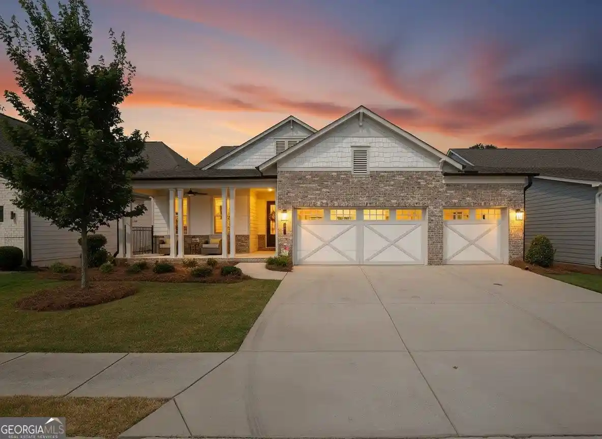 Photo 1 of Single family home for sale at 170 Erie Point, Hoschton, GA 30548 | MLS# 10804122 | Listing updated on 2026-10-20